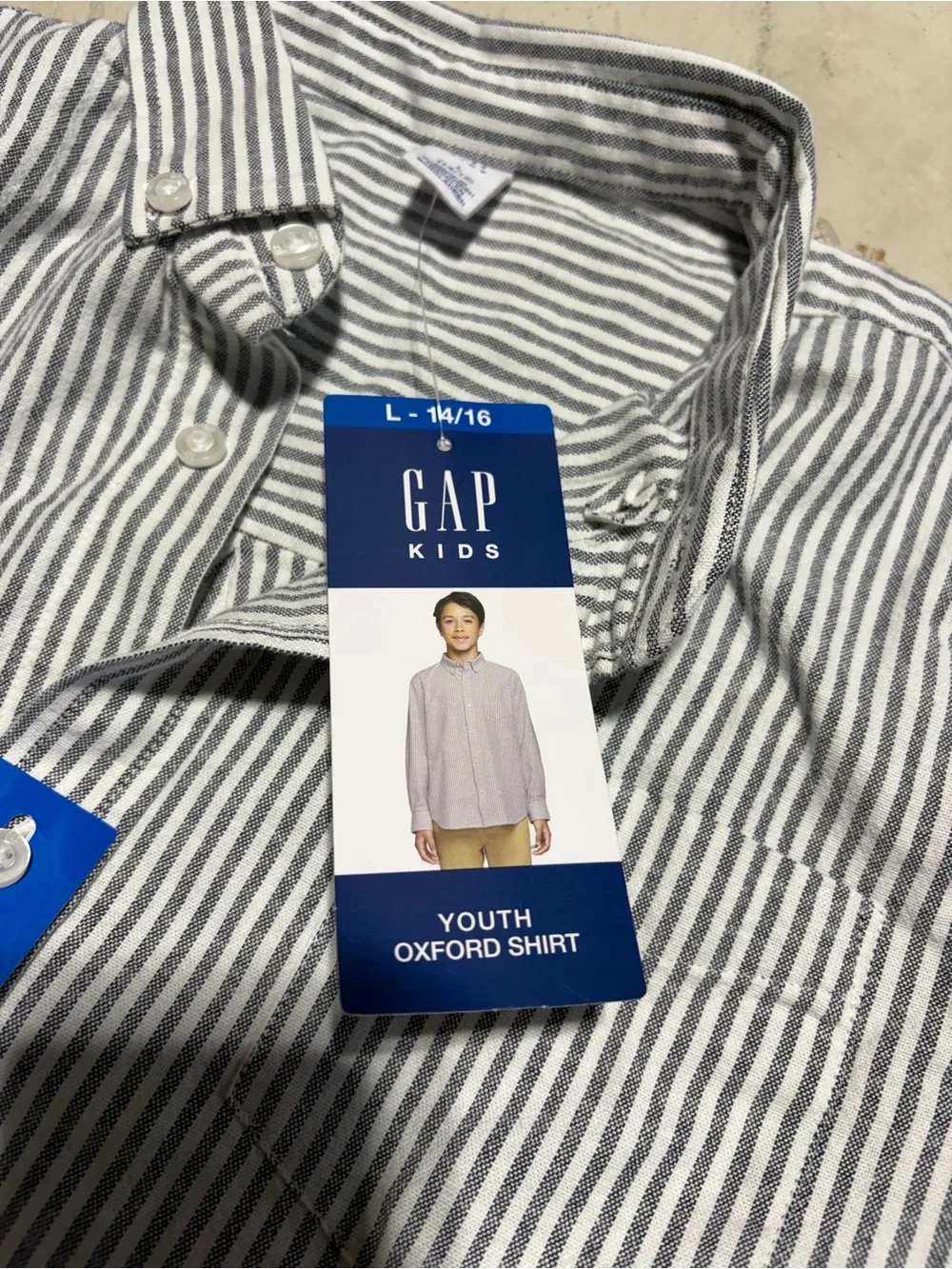 GAP kids NWT Blue and White Striped Button-Down OXFORD Shirt L 14/16